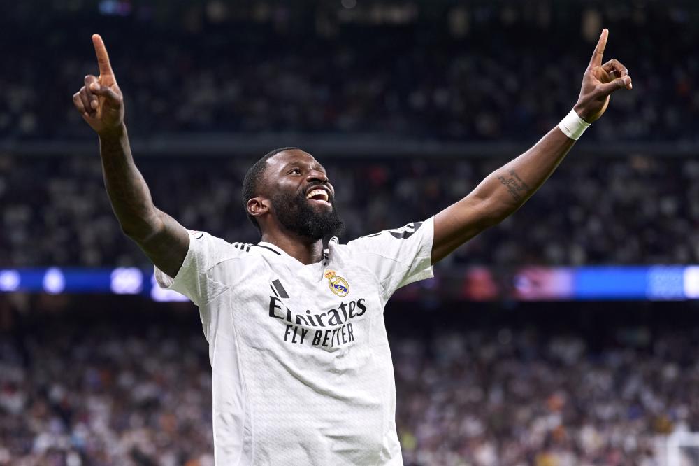 先后因伤倒 先后因伤倒